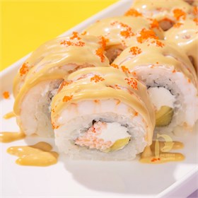 {{photo.Alt || photo.Description || 'Ролл со сливочным соусом и креветкой'}}